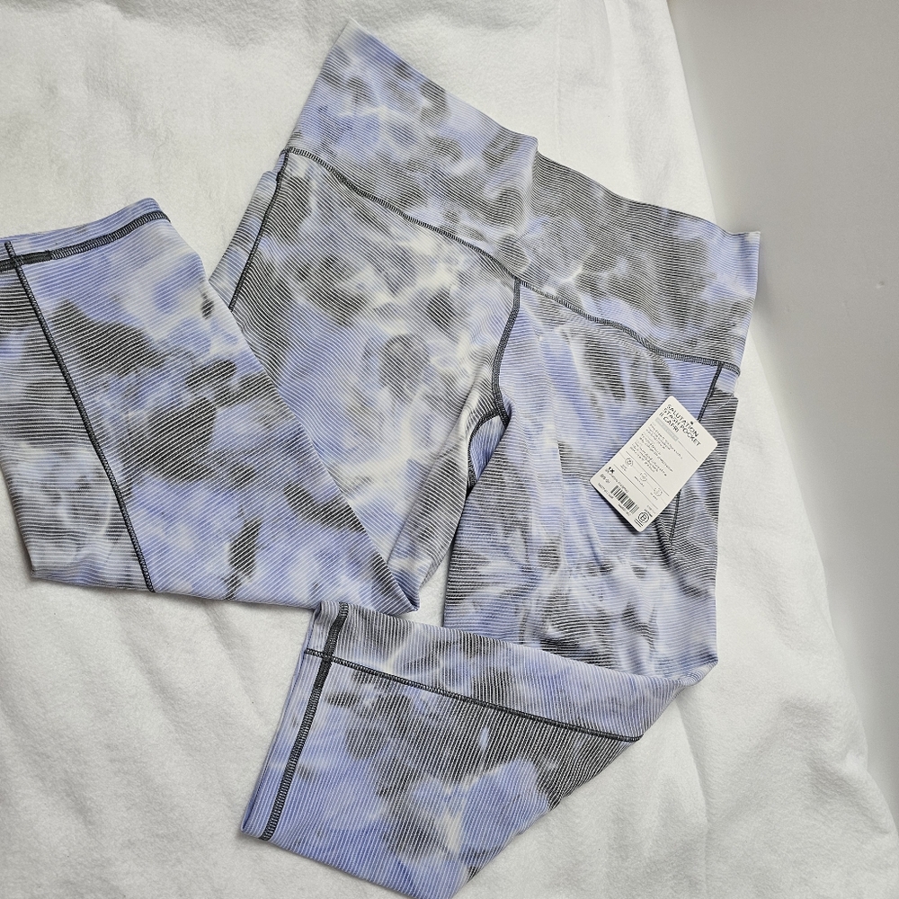 Athleta Salutation Stash Pocket II‎ Capri NWT Multi Color Compression Yoga 1X